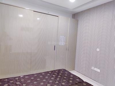 Bedroom Image of 700 Sq.ft 1 BHK Builder Floor for rent in Ramesh Nagar New Delhi for Rs. 25000