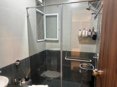 Bathroom Image of 1600 Sq.ft 3 BHK Apartment / Flat for sale in Erandwane Pune for Rs. 38000000