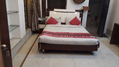 Bedroom Image of Inspirasun PG - Kalighat (near metro station) in Kalighat, Kolkata