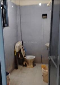 Bathroom Image of 600 Sq.ft 1 BHK Independent House for rent in Gamma I Greater Noida for Rs. 13000