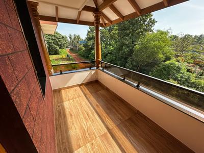 Balcony Image of 700 Sq.ft 2 BHK Independent House for rent in Ambagilu Udupi for Rs. 15000