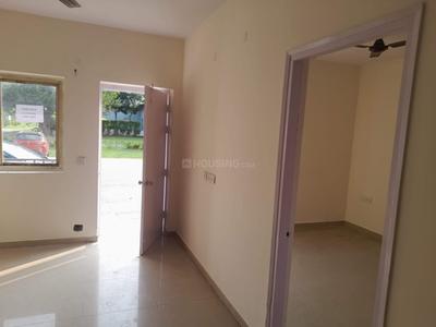 Bedroom Image of 1400 Sq.ft 3.5 BHK Apartment / Flat for rent in Sare Spring View Heights, Lal Kuan Ghaziabad for Rs. 18000