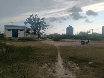 Image of 32 Sq.ft Residential Plot / Land for sale in Rohini Sector 28, New Delhi for Rs. 6600000