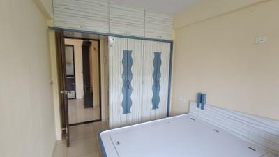 Bedroom Image of 775 Sq.ft 2 BHK Apartment / Flat for rent in Evershine Millennium Paradise, Kandivali East Mumbai for Rs. 55000