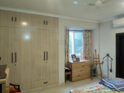 DLF Silver Oaks Bedroom One 4