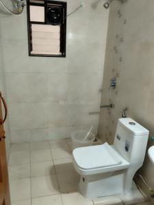 Bathroom Image of 1100 Sq.ft 2 BHK Apartment / Flat for rent in Dukle Heaven Block Iv, Panjim Goa for Rs. 42000