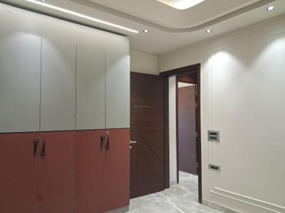 Bedroom Image of 2250 Sq.ft 4 BHK Builder Floor for sale in Paschim Vihar New Delhi for Rs. 49000000