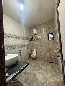 Bathroom Image of 3000 Sq.ft 3 BHK Independent House for sale in L.P.Savani Surat for Rs. 17500000