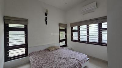 Bedroom Image of 3500 Sq.ft 4 BHK Independent House for rent in Government Medical College Campus Kozhikode for Rs. 40000