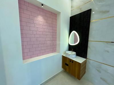 Bathroom Image of 1850 Sq.ft 3 BHK Independent House for sale in Man Max Oasis, Kolapakkam Chennai for Rs. 14900000