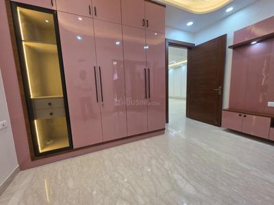Bedroom Image of 1800 Sq.ft 3 BHK Builder Floor for sale in Preet Vihar New Delhi for Rs. 35100000