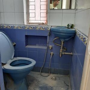 Bathroom Image of 1100 Sq.ft 2 BHK Apartment / Flat for sale in DDA Flats Munirka, Munirka New Delhi for Rs. 25000000