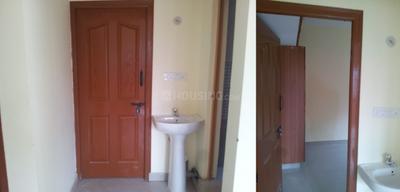 Bathroom Image of 950 Sq.ft 2 BHK Builder Floor for rent in Electronic City Bengaluru for Rs. 19500