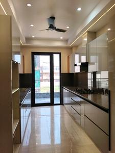 Kitchen Image of 3240 Sq.ft 4 BHK Builder Floor for sale in Paramount Luxury Malibu Town, Sector 47 Gurgaon for Rs. 42500000