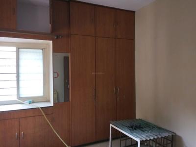 Bedroom Image of 1300 Sq.ft 3 BHK Apartment / Flat for sale in  Mayur Vihar Phase 1 Pocket 1 RWA, Mayur Vihar Phase 1 New Delhi for Rs. 20000000