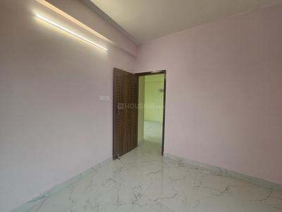 Bedroom Image of 850 Sq.ft 2 BHK Apartment / Flat for rent in Bangur Avenue Kolkata for Rs. 20000