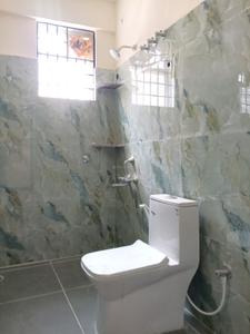 Common Bathroom Image of 1124 Sq.ft 2 BHK Apartment / Flat for rent in Ramamurthy Nagar Bengaluru for Rs. 25000