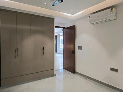 Bedroom Image of 2000 Sq.ft 4 BHK Builder Floor for sale in Kaushambi Ghaziabad for Rs. 23500000