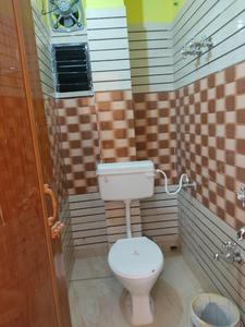 Bathroom Image of 605 Sq.ft 2 BHK Apartment / Flat for sale in shree balaji apartment, Liluah Howrah for Rs. 2600000