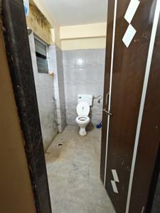 Bathroom Image of 550 Sq.ft 1 BHK Apartment / Flat for rent in Hinjawadi Pune for Rs. 13000
