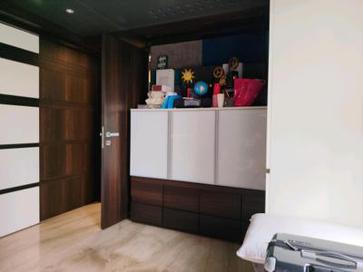 Bedroom Image of 2340 Sq.ft 4 BHK Apartment / Flat for sale in Express Enclave, Andheri East Mumbai for Rs. 65100000