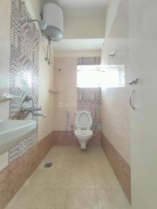 Bathroom Image of 1000 Sq.ft 2 BHK Builder Floor for rent in Harlur Bengaluru for Rs. 31000