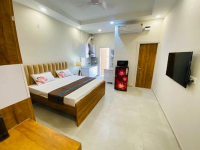 Bedroom Image of 750 Sq.ft 1 RK Builder Floor for rent in Sector 31 Gurgaon for Rs. 23000