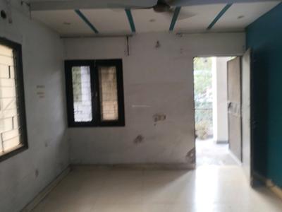 Bedroom Image of 1100 Sq.ft 3 BHK Apartment / Flat for sale in Tilak Nagar New Delhi for Rs. 13500008