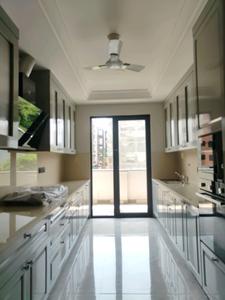 Kitchen Image of 2250 Sq.ft 4 BHK Builder Floor for sale in Uppal Southend, Sector 49 Gurgaon for Rs. 38500000