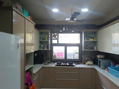 Kitchen Image of 1800 Sq.ft 3 BHK Builder Floor for sale in KG-III New Delhi for Rs. 32500000