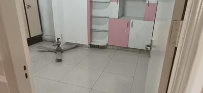 Bedroom Image of 1450 Sq.ft 2.5 BHK Apartment / Flat for sale in Panchsheel Wellington, Crossings Republik Ghaziabad for Rs. 9700000