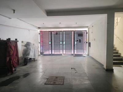 Car Garage Image of 900 Sq.ft 2 BHK Apartment / Flat for rent in Said-Ul-Ajaib New Delhi for Rs. 25000