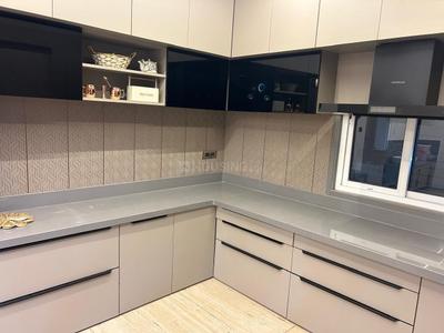Kitchen Image of 1750 Sq.ft 4 BHK Apartment / Flat for rent in Vemali Vadodara for Rs. 80000