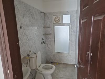 Image of 1261 Sq.ft 3 BHK Apartment / Flat for rent in Prateek Grand City, Siddharth Vihar, Ghaziabad for Rs. 33000