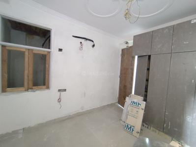 Bedroom Image of 1215 Sq.ft 3 BHK Apartment / Flat for sale in Sultanpur New Delhi for Rs. 8150000