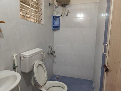 Bathroom Image of 600 Sq.ft 1 BHK Apartment / Flat for rent in Kaggadasapura Bengaluru for Rs. 17000
