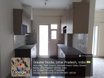 Kitchen Image of 1100 Sq.ft 2.5 BHK Apartment / Flat for sale in Amrapali Verona Heights, Noida Extension Greater Noida for Rs. 8045000