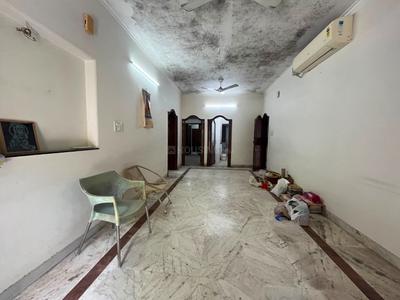 Image of 1100 Sq.ft 2 BHK Apartment / Flat for sale in DDA Flats Vasant Kunj, Vasant Kunj, New Delhi for Rs. 35000000