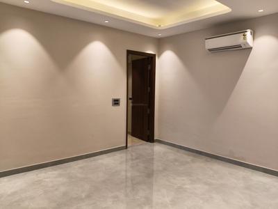 Living Room Image of 2610 Sq.ft 4 BHK Apartment / Flat for sale in DLF Richmond Park, Sector 43 Gurgaon for Rs. 65000000