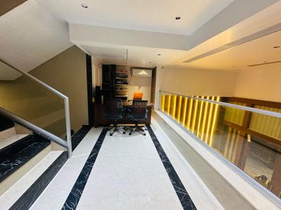 Balcony Image of 1298 Sq.ft 3 BHK Apartment / Flat for sale in Khar West Mumbai for Rs. 70000000