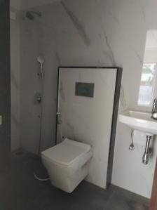Common Bathroom Image of 950 Sq.ft 2 BHK Apartment / Flat for sale in Nicco Residency, Andheri East Mumbai for Rs. 22500000