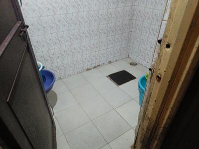 Shree niwas Bathroom One 2