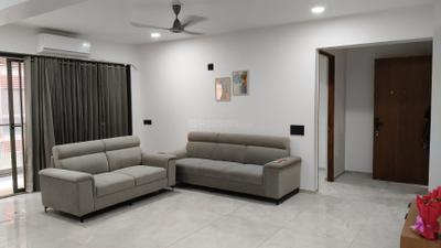 Living Room Image of 3451 Sq.ft 4 BHK Apartment / Flat for rent in Shlokam Sharnam, Sargasan Gandhinagar for Rs. 45000