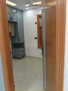 Bedroom Image of 680 Sq.ft 2 BHK Builder Floor for rent in Nawada New Delhi for Rs. 16000
