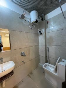 Bathroom Image of 1000 Sq.ft 1 RK Apartment / Flat for rent in Mahalakshmi Nagar Indore for Rs. 12500