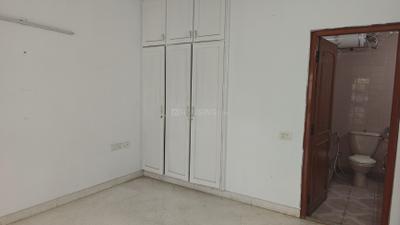 Bedroom Image of 2100 Sq.ft 3 BHK Apartment / Flat for rent in Benson Manor, Benson Town Bengaluru for Rs. 80000