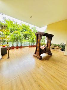 4.5 BHK Flat