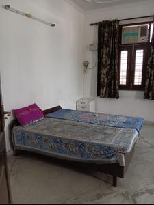 Bedroom Image of Shivaay K PG in Sector 61, Noida