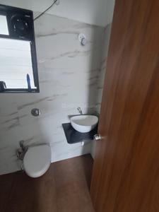 Bathroom Image of 729 Sq.ft 2 BHK Apartment / Flat for rent in Triaa Elysia, Keshav Nagar Pune for Rs. 30000