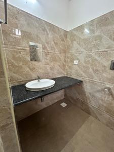 Bathroom Image of 2375 Sq.ft 4 BHK Villa for sale in Casagrand Pavilion, Thazhambur Chennai for Rs. 22500000